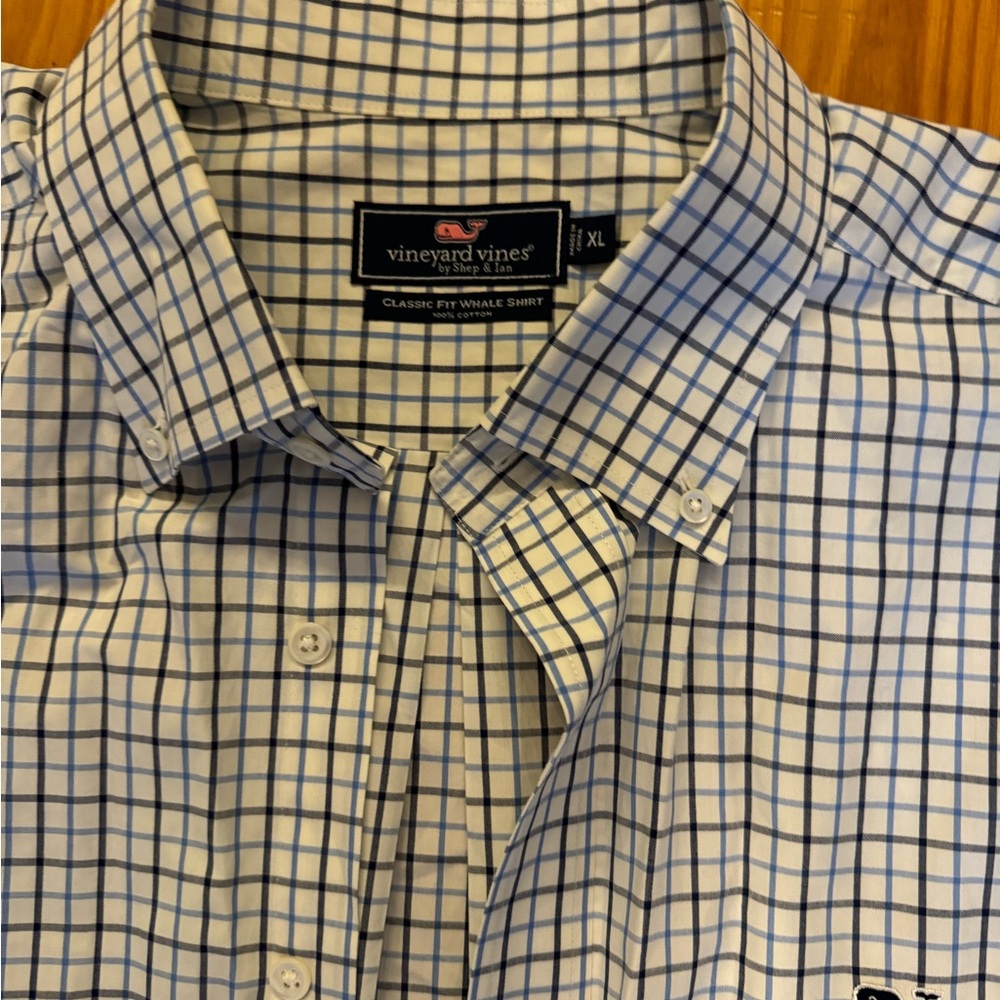 Vinyard Vines XL Classic Fit Whale Shirt